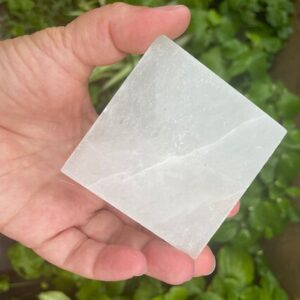 Selenite plate for charging crystals